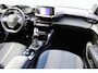 Peugeot 208 1.2 PureTech Allure Pack, 100 PK, Camera, Full led, Cruise, Apple Carplay, Clima, Donker glas, 16 inch Lmv.