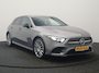 Mercedes-Benz A-klasse 250 e Business Solution AMG Limited PHEV 218pk Dealer O.H. | Adaptive Cruise | Camera | Alcantara Sportstoelen Verwarmd | BLIS | Sfeerverlichting | Apple Carplay | Navigatie | DAB | Plug In Hybrid |
