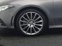 Mercedes-Benz A-klasse 250 e Business Solution AMG Limited PHEV 218pk Dealer O.H. | Adaptive Cruise | Camera | Alcantara Sportstoelen Verwarmd | BLIS | Sfeerverlichting | Apple Carplay | Navigatie | DAB | Plug In Hybrid |