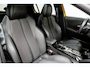 Peugeot e-208 EV GT 50 kWh | Adapt. Cruise | Stoelverwarming | Panoramadak | Camera | Carplay | Navi | Keyless | Climate | 17 Inch | LED
